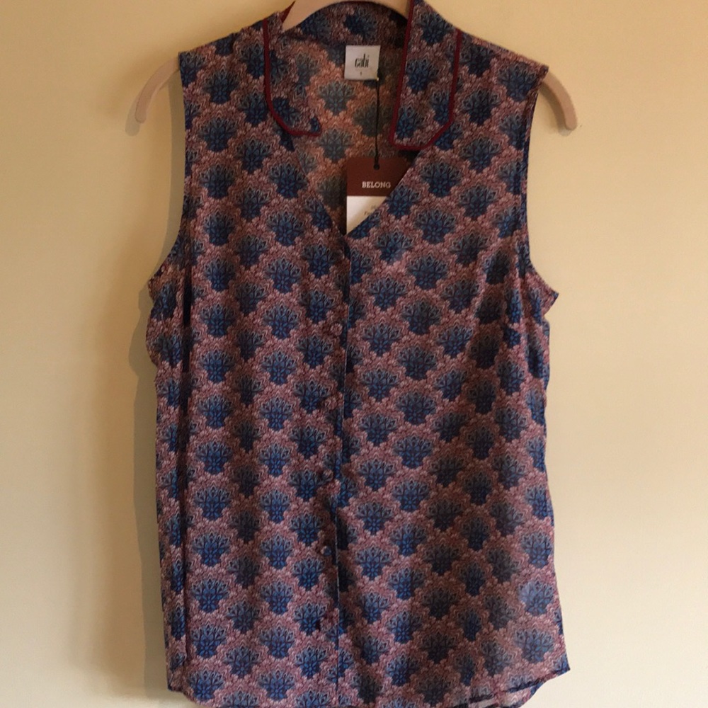 NWT CAbi Fan Blouse